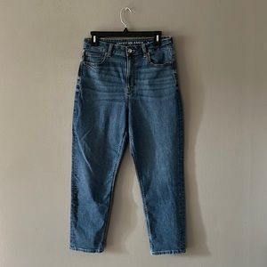 American Eagle stretch Mom Jean